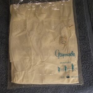 Vintage Gaymode White Lace Slip Nylon Size 38 Regular